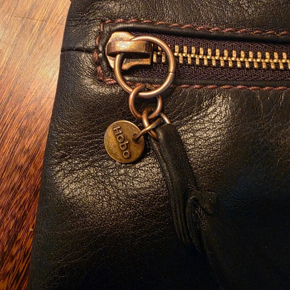 Hobo The Original Sarah Black Leather Crossbody Bag Tassel Zip Messenger Purse